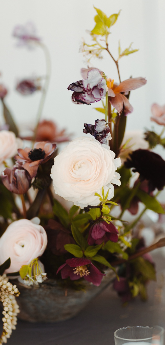 Wedding flower arrangement