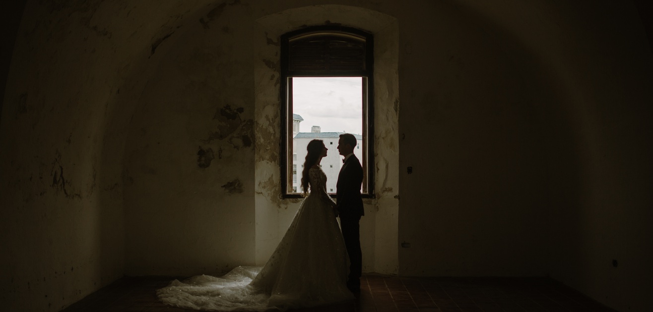 Morgan &J Josh Wedding Silhouette